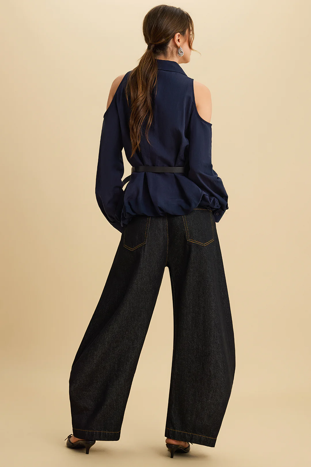 Linen Asymmetrical Belted Cut Out Long-Sleeve Shirt - Image 3