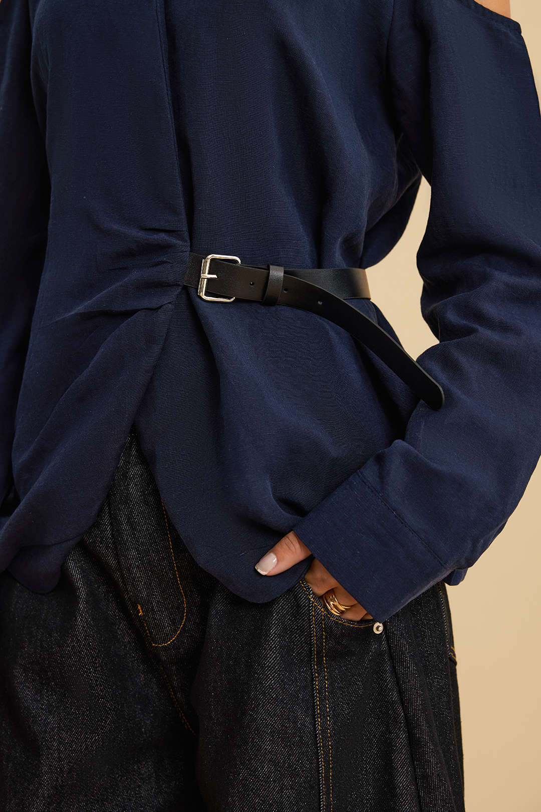 Linen Asymmetrical Belted Cut Out Long-Sleeve Shirt - Image 4