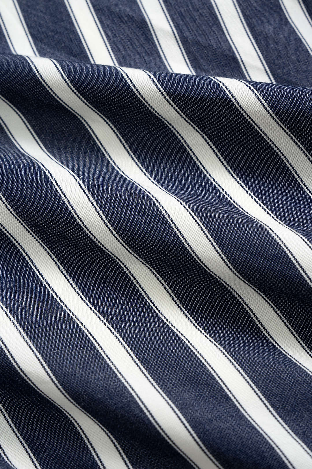 Stripes Print Button Long-Sleeve Shirt - Image 5