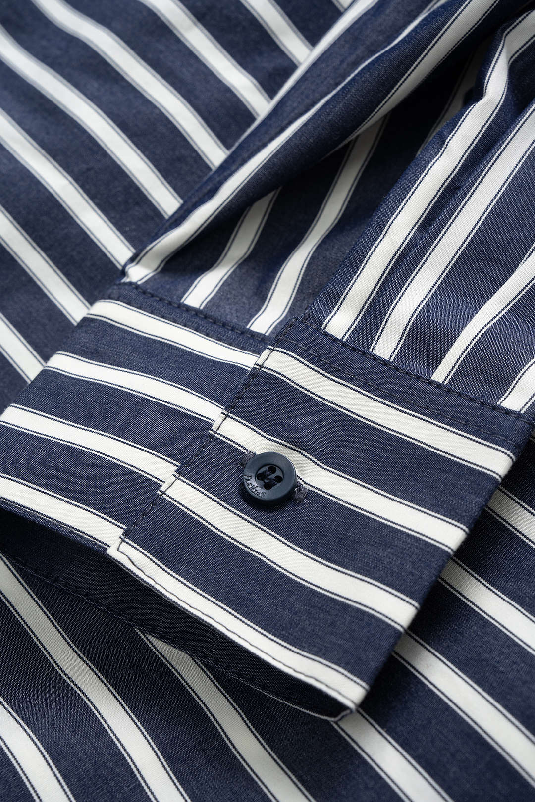 Stripes Print Button Long-Sleeve Shirt - Image 6