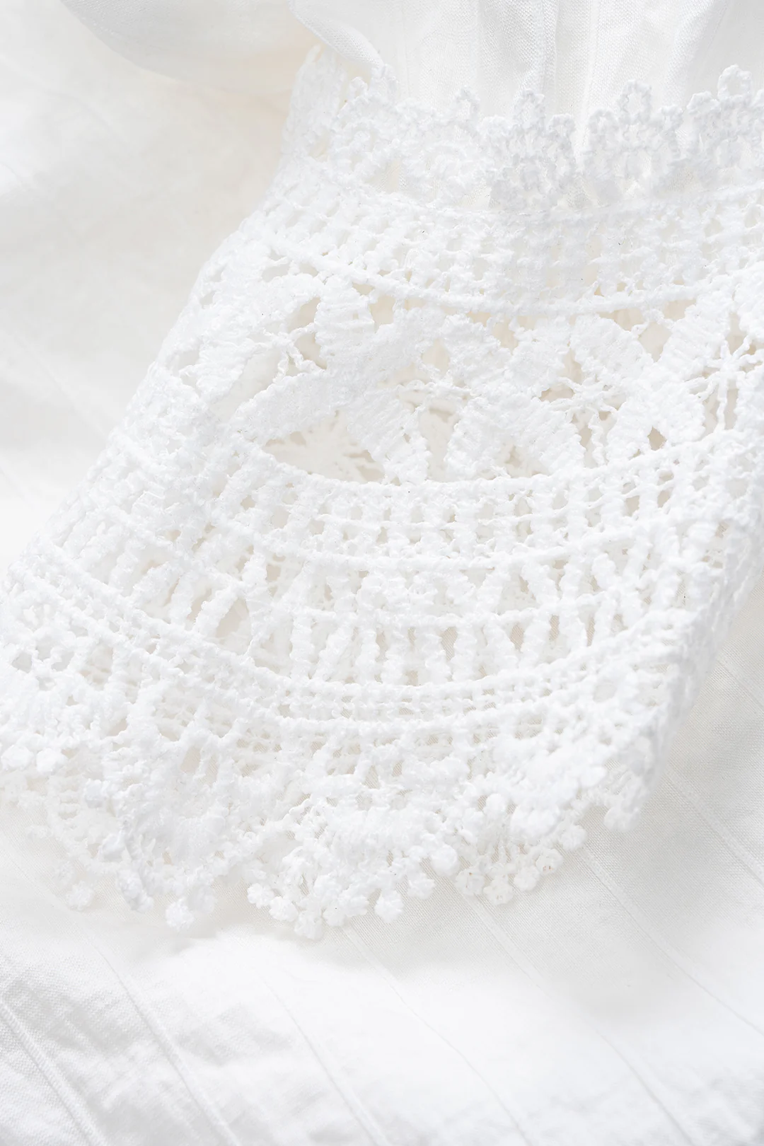 Lace Trim Cut Out Bell Long-Sleeve Shirt - Image 5