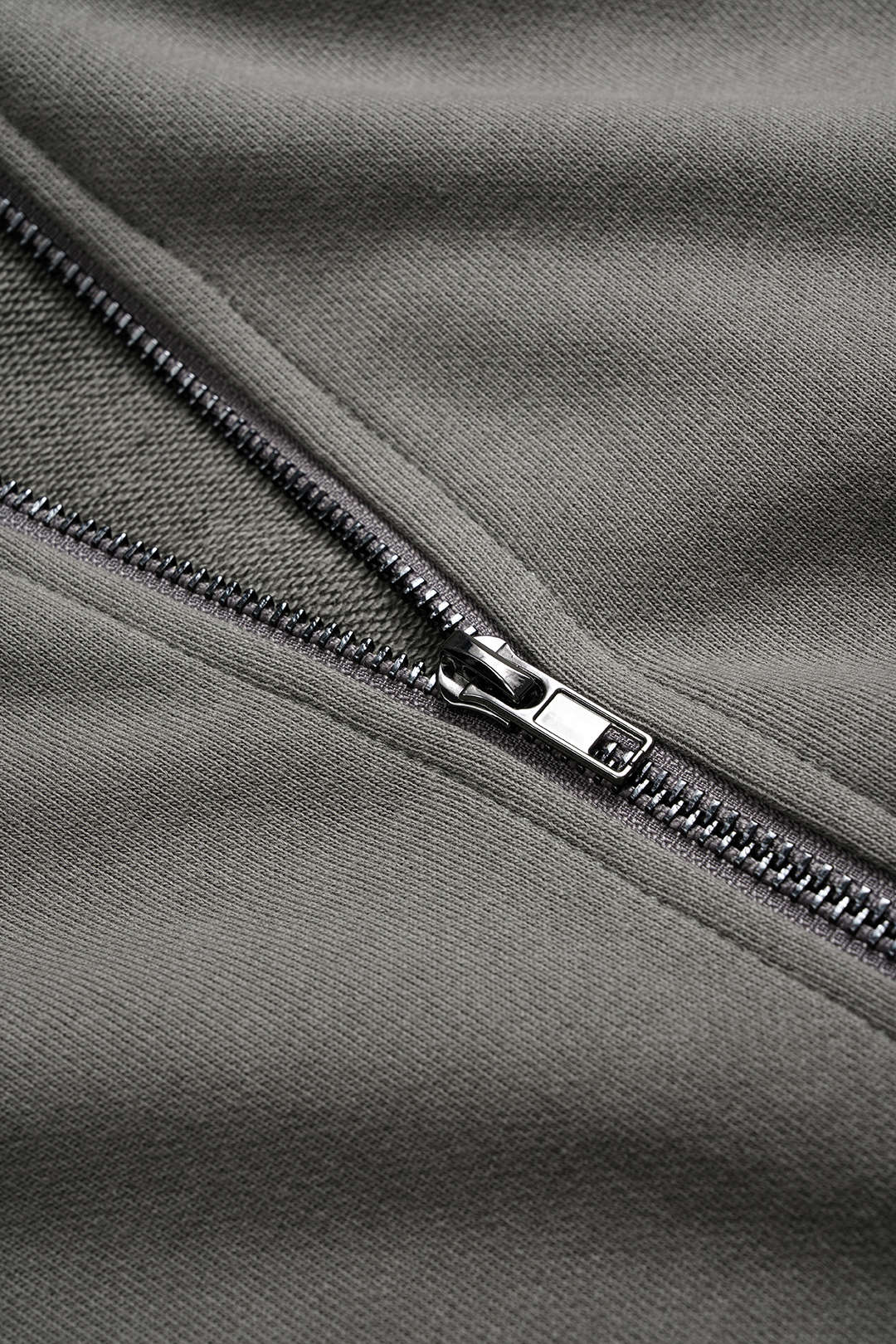 Hooded Frayed Long Sleeve Sweatshirt - Image 3
