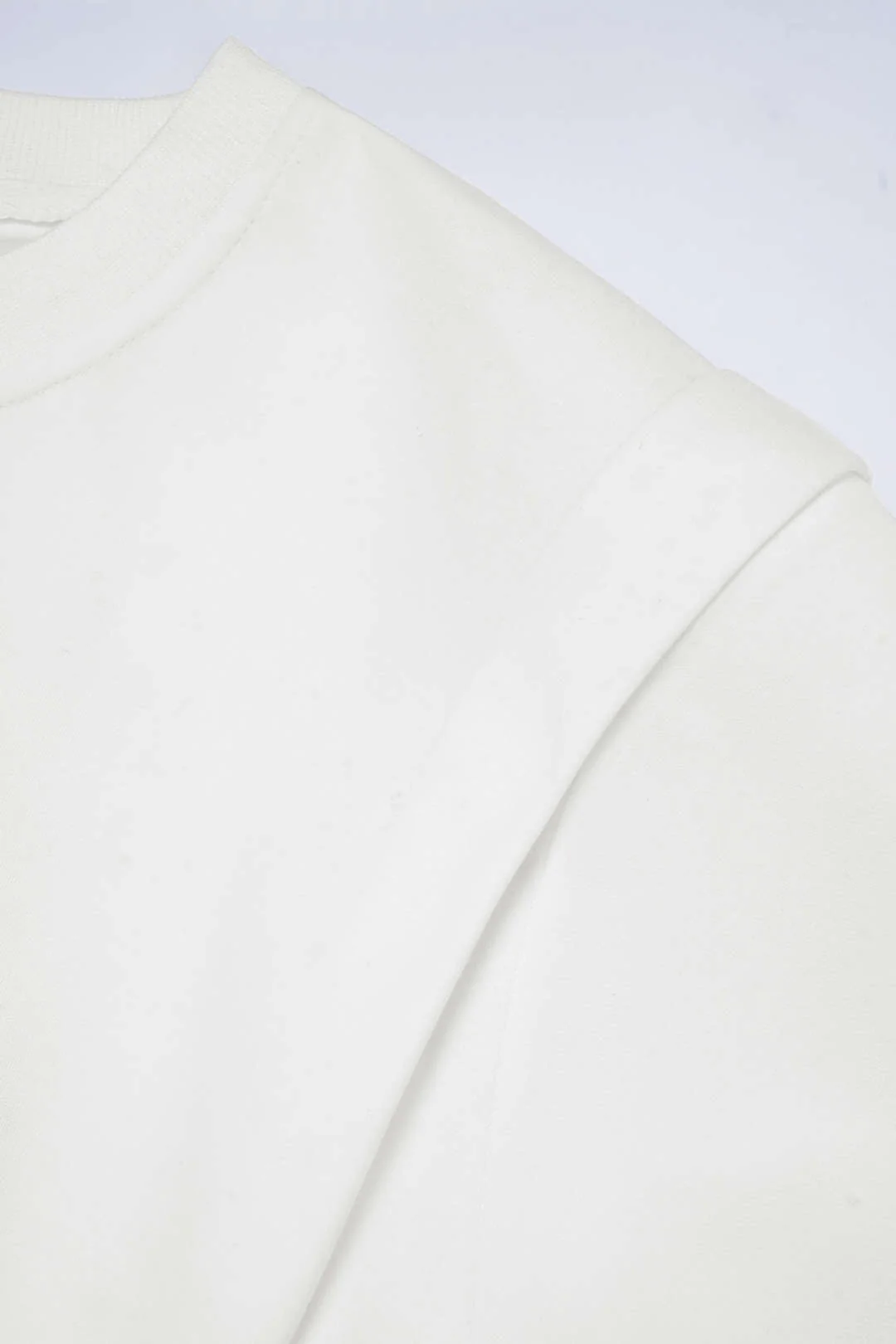Solid Round Neck Zipper Sweatshirt - Image 4