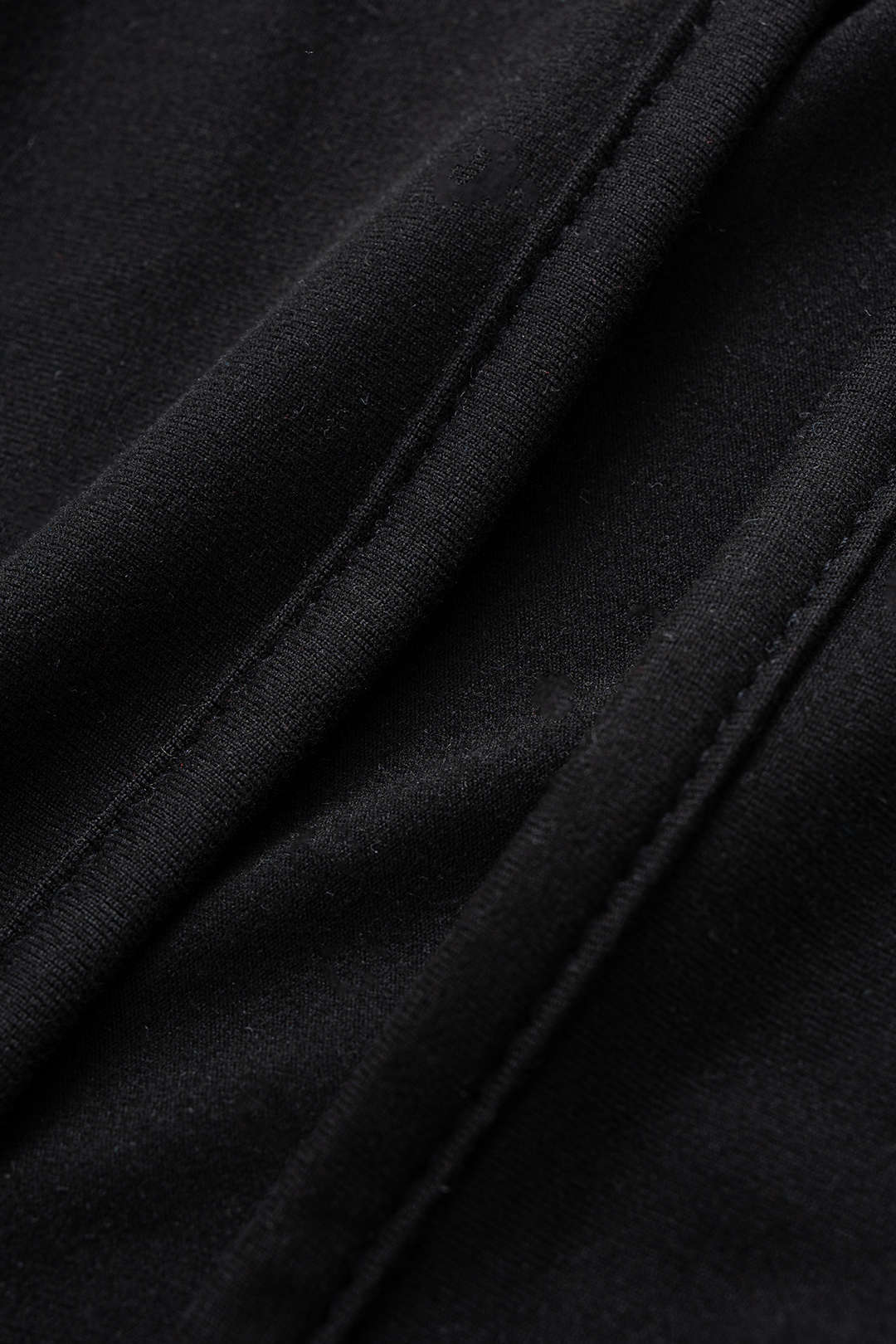 Cut Out Asymmetrical Neck Ruched Long-Sleeve Top - Image 3