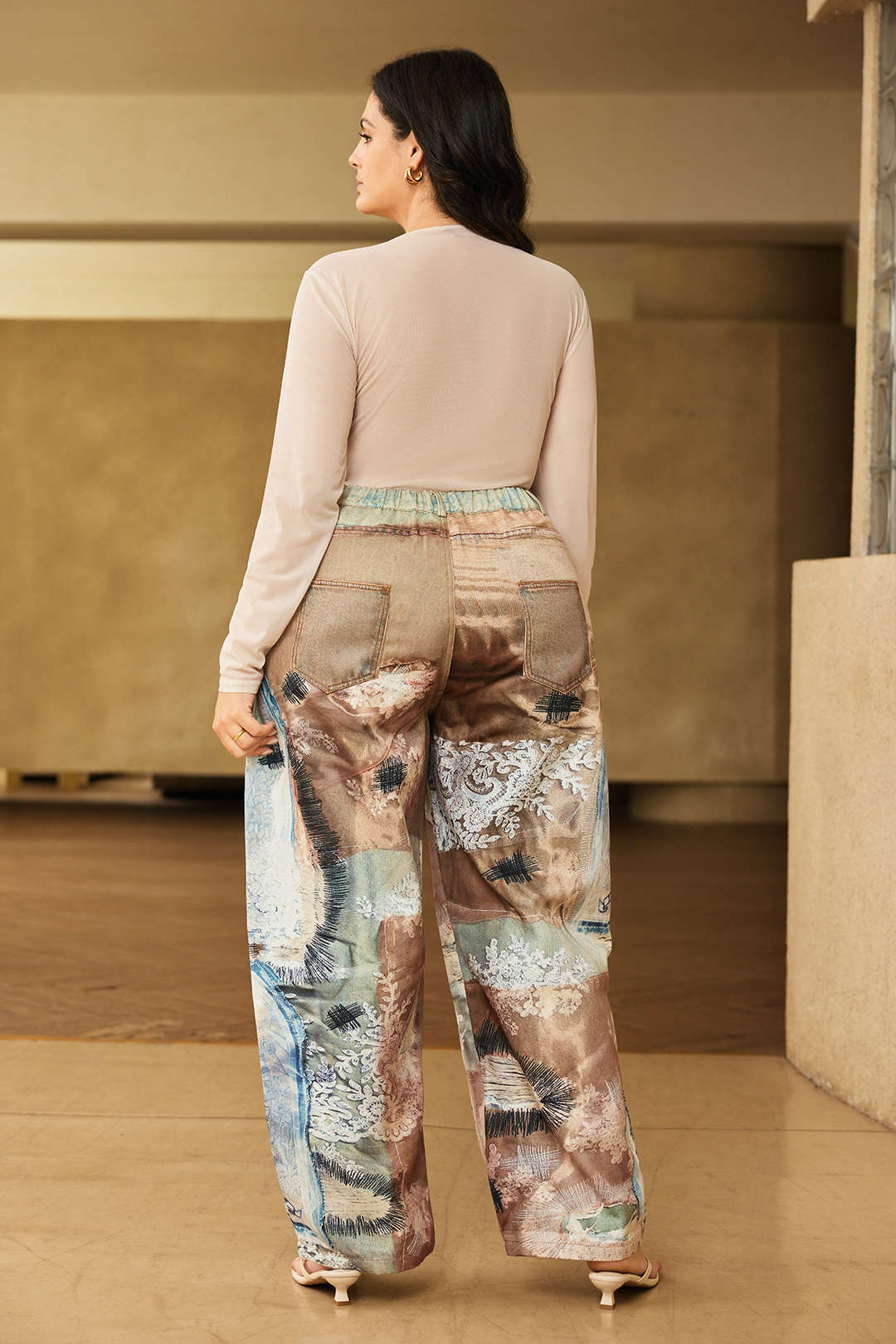 Plus Size Abstract Print Mesh Long Sleeve Bodysuit - Image 4