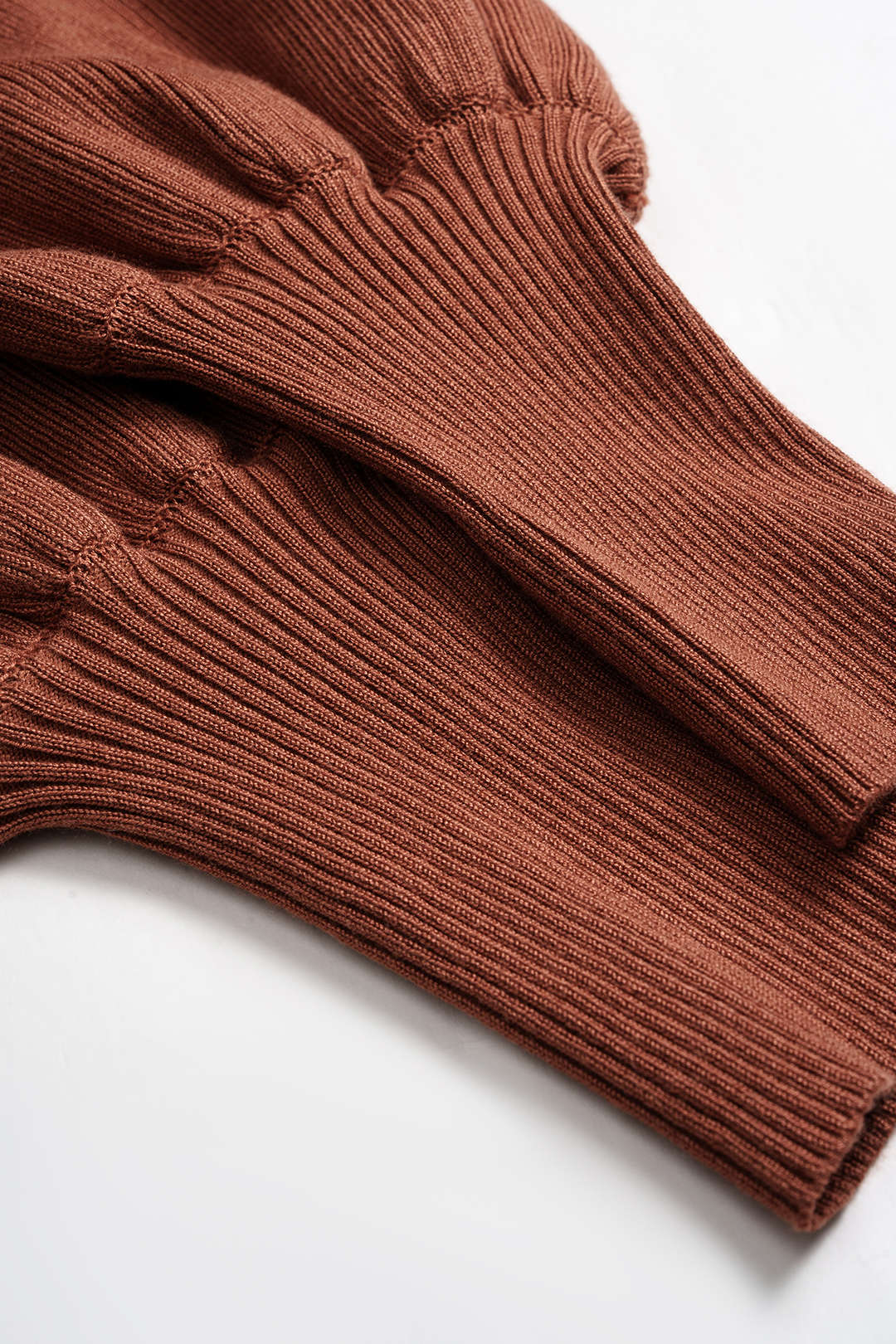 Ruched Ribbed Long Sleeve Bodysuit - Image 3