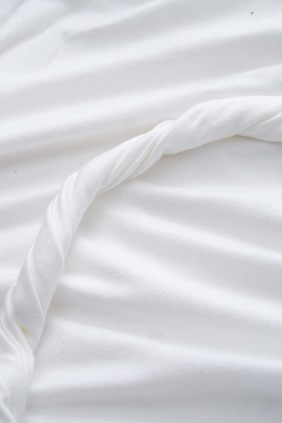 Solid Twist Round Neck T-Shirt - Image 3