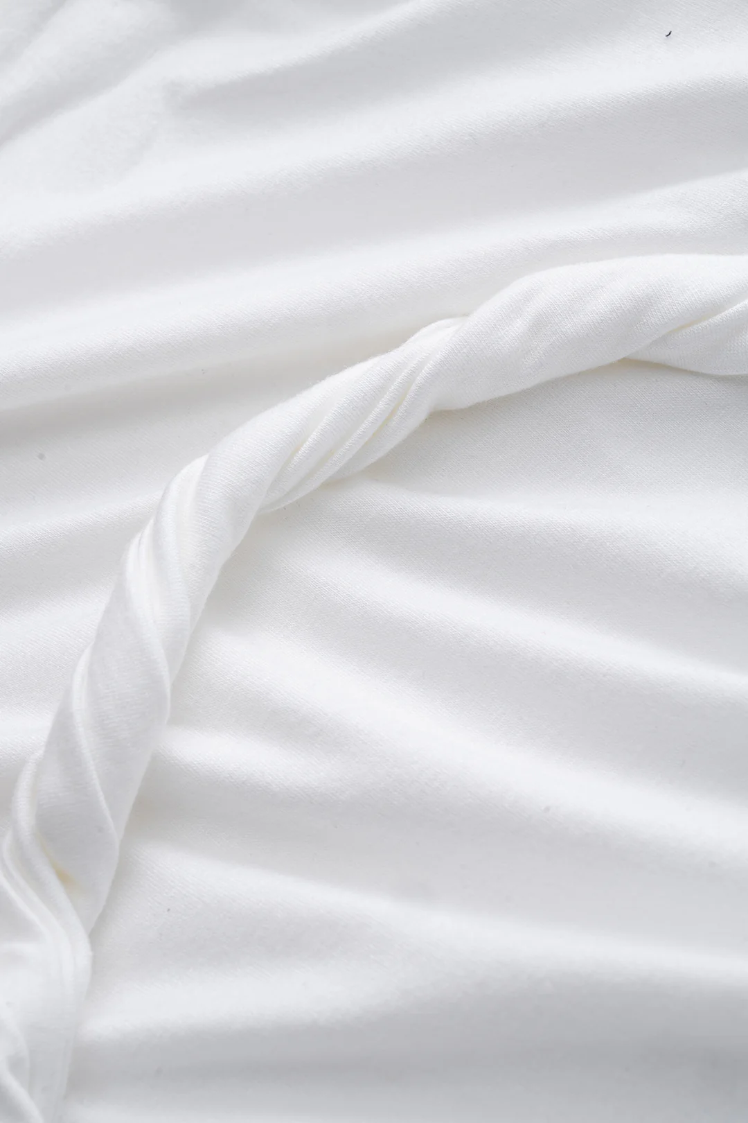 Plus Size Ruched Twist T-Shirt - Image 7