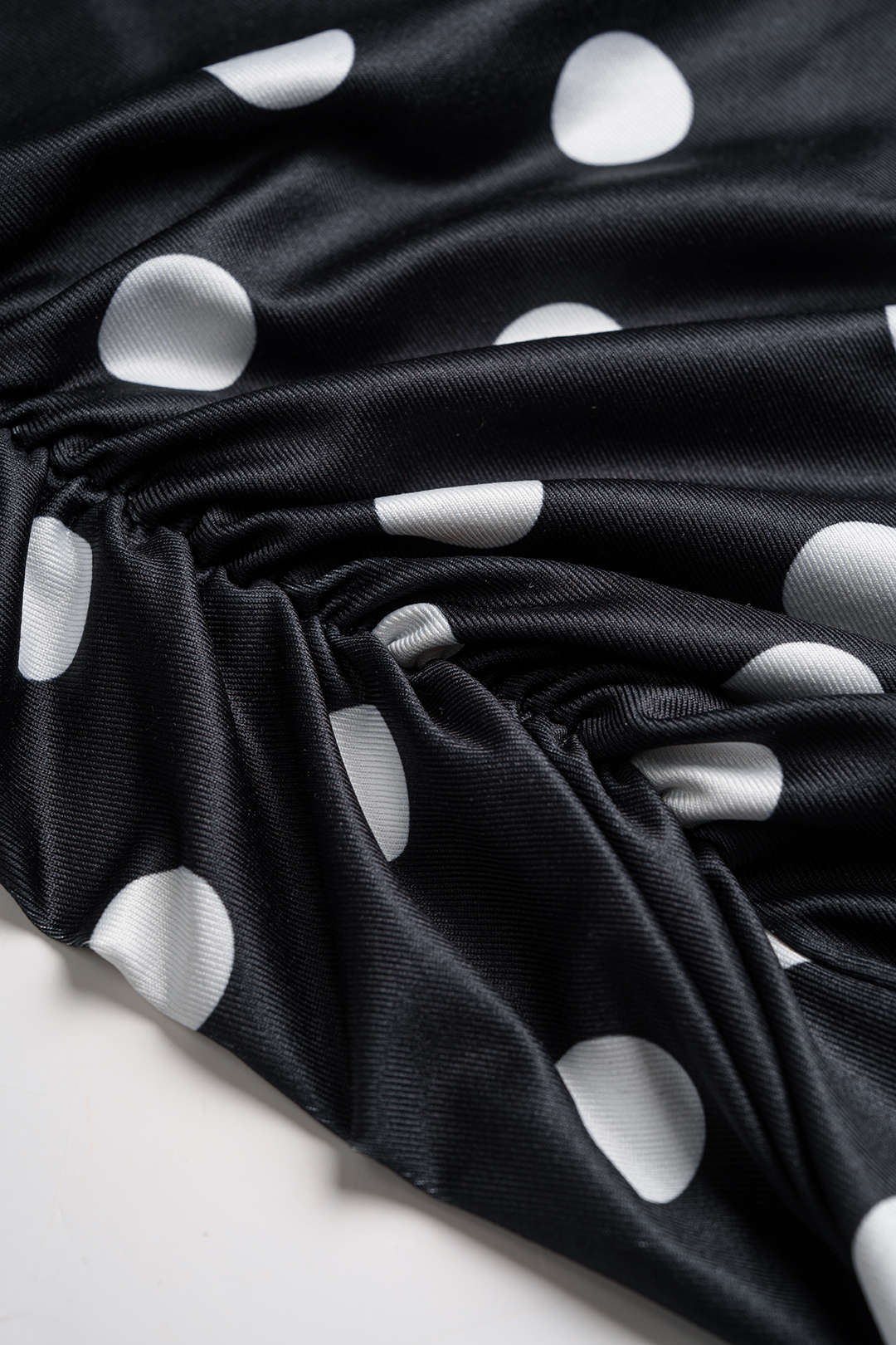 Polka Dots Print One Shoulder Short Sleeve T-Shirt - Image 3