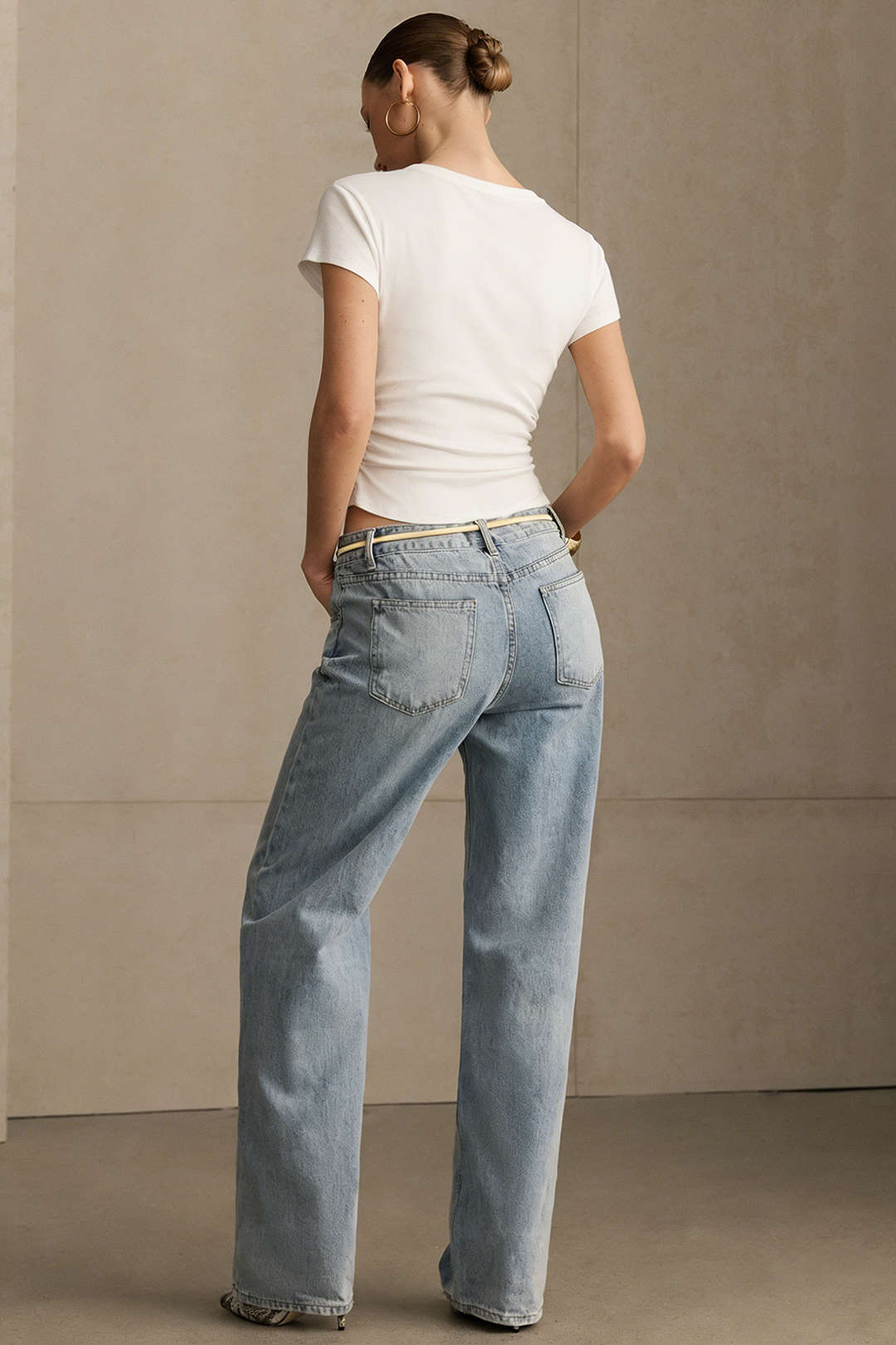 V-Neck Short Sleeve T-Shirt - Image 3