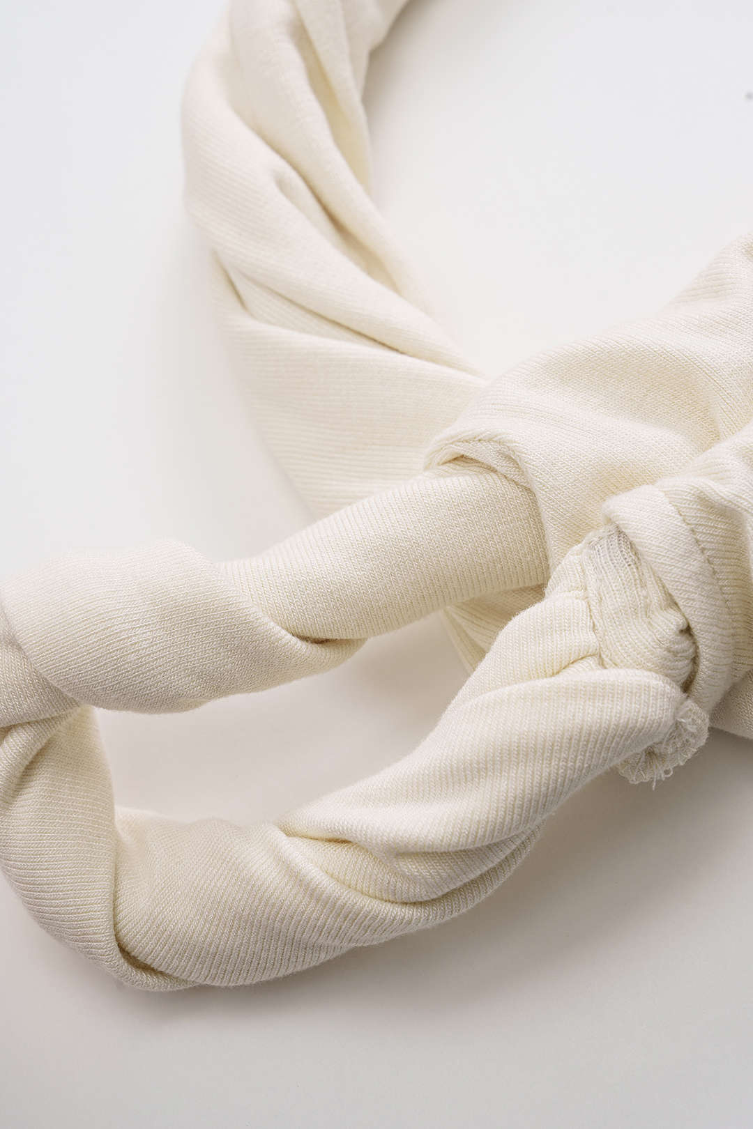 Twist Knot Halter Neck Tank Top - Image 3