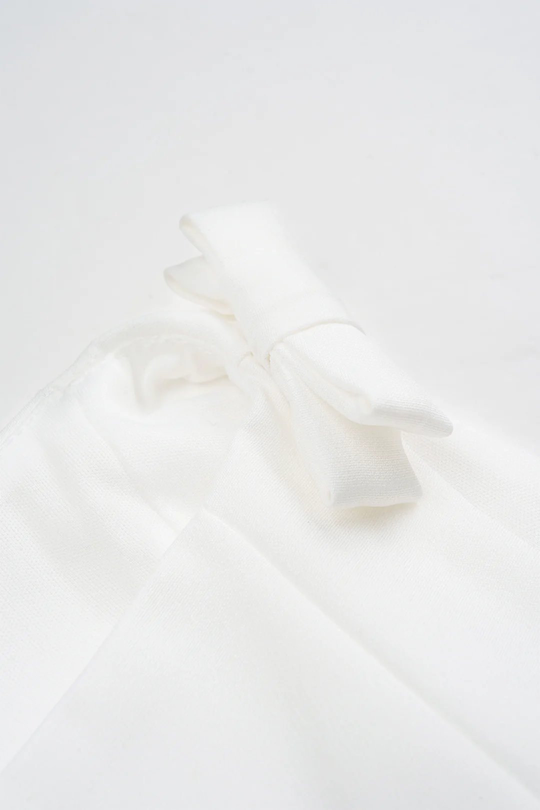 Puff Hem Bow Decor Slip Cami Top - Image 3
