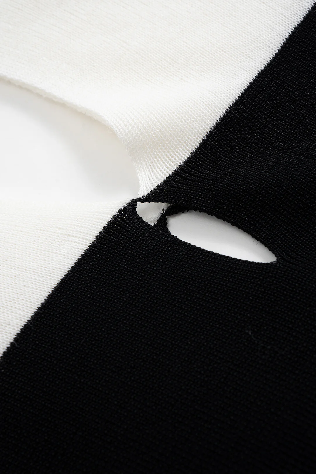 Contrast Cut Out Hooded Tank Top - Image 3