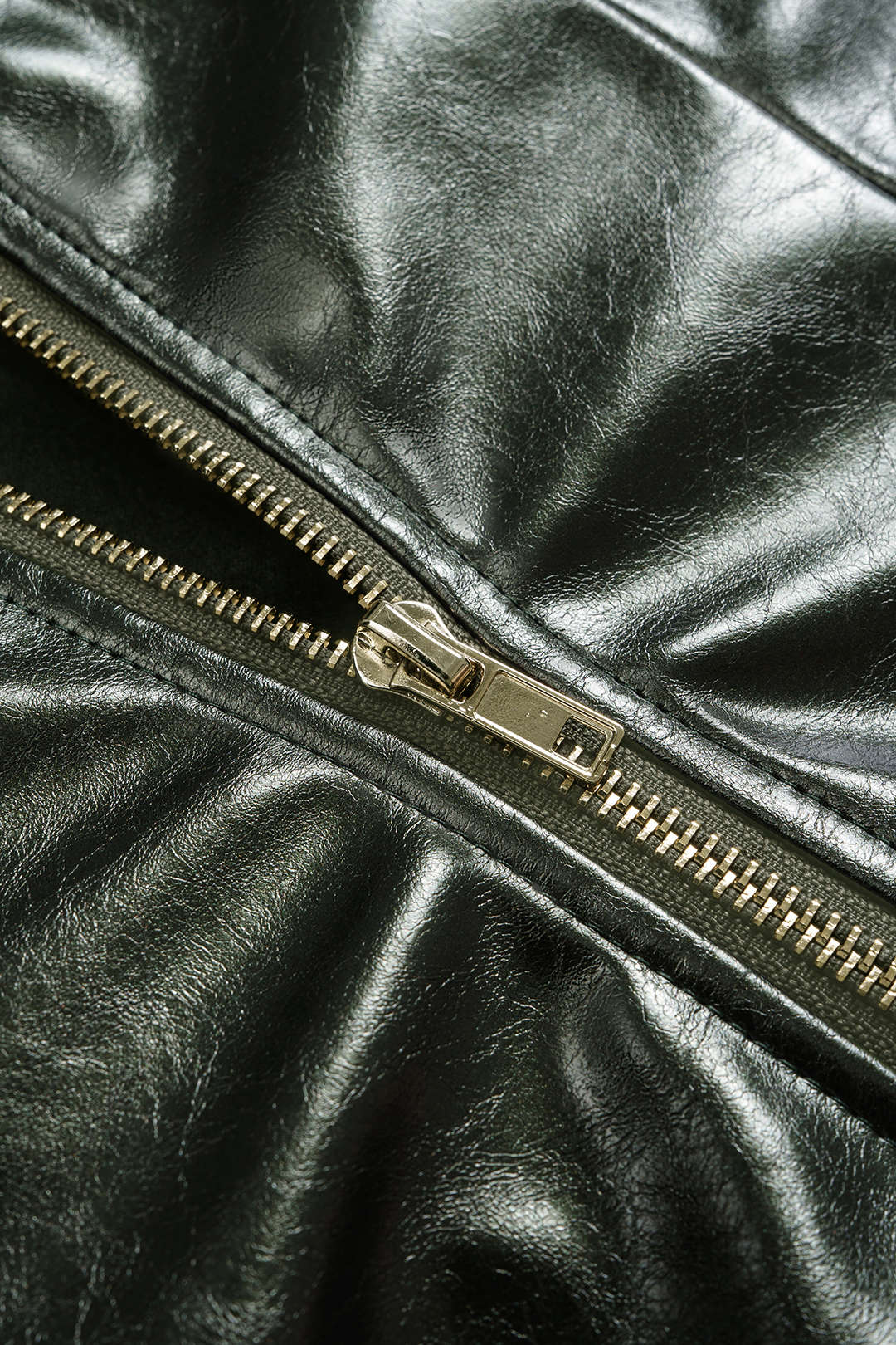 Plus Size Faux Leather Metallic Ruched Cami Top - Image 4