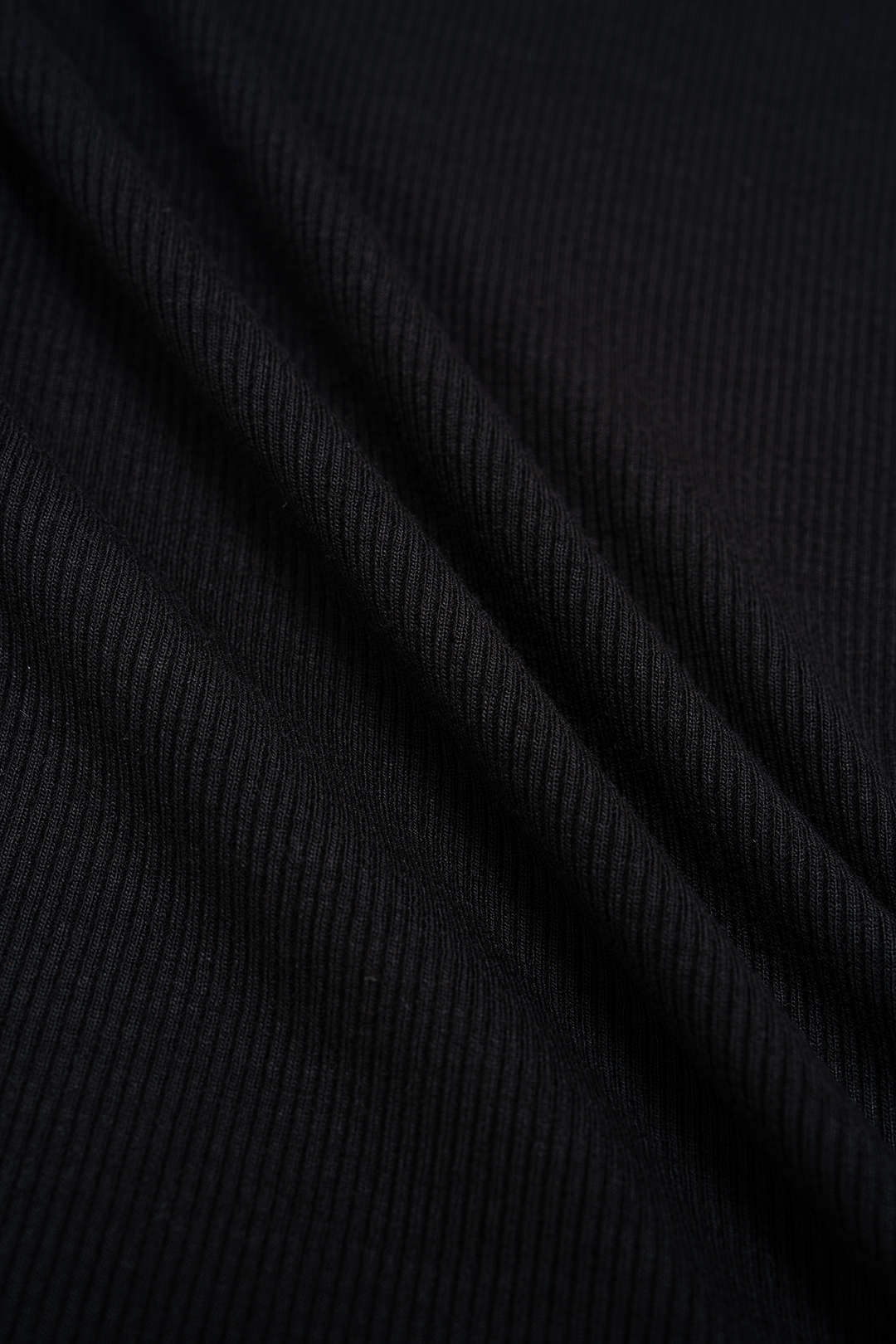 Mock Neck Ribbed Crop Tank Top - Image 4