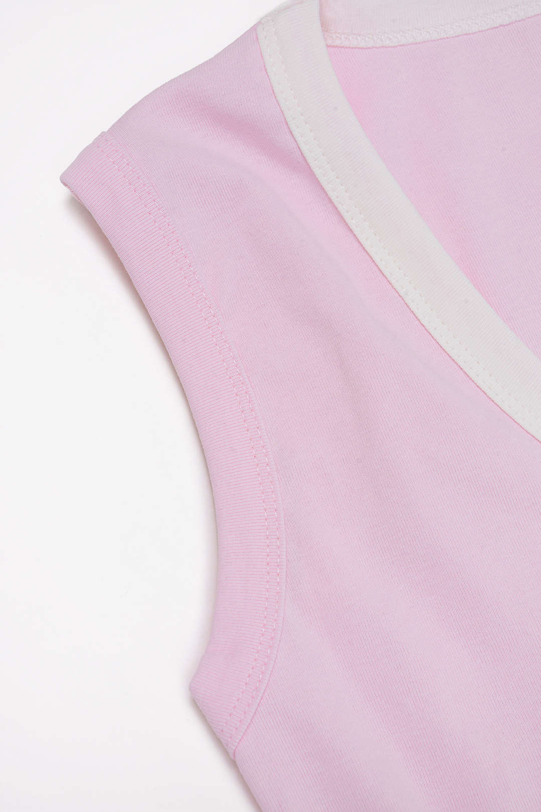 Contrast V-Neck Tank Top - Image 3