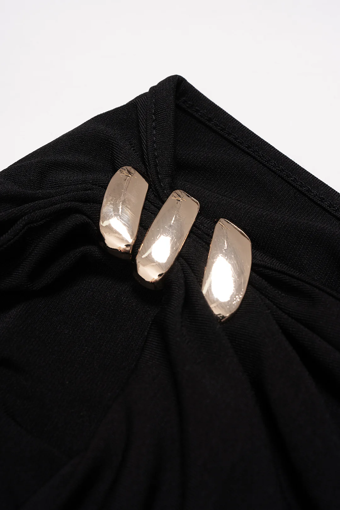 Metallic Button Ruched Asymmetrical Tank Top - Image 3
