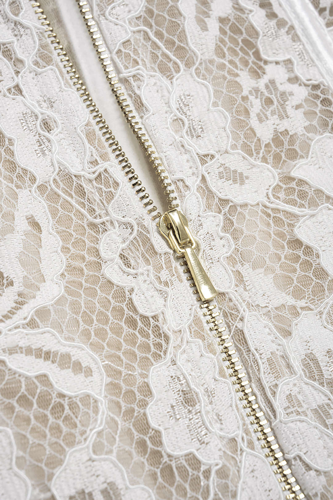 Lace Pearls Chain Corset Zipper Cami Top - Image 4