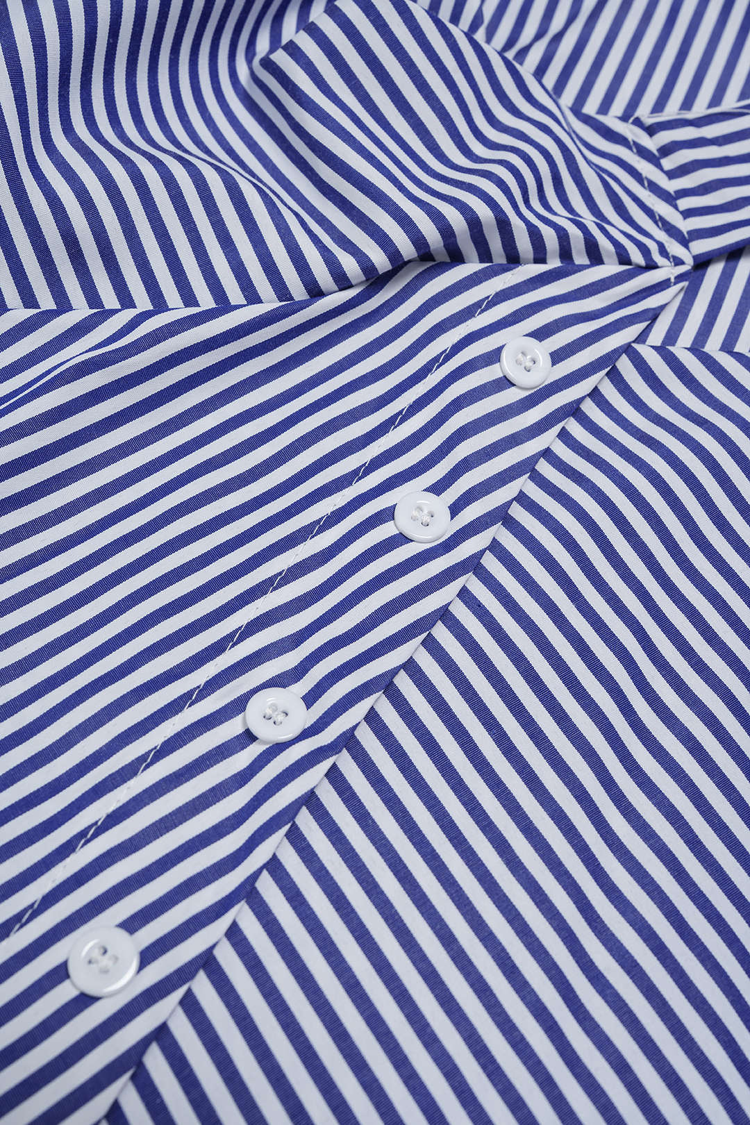Striped V-Neck Asymmetrical Tie Back Short-Sleeve Shirt - Image 4