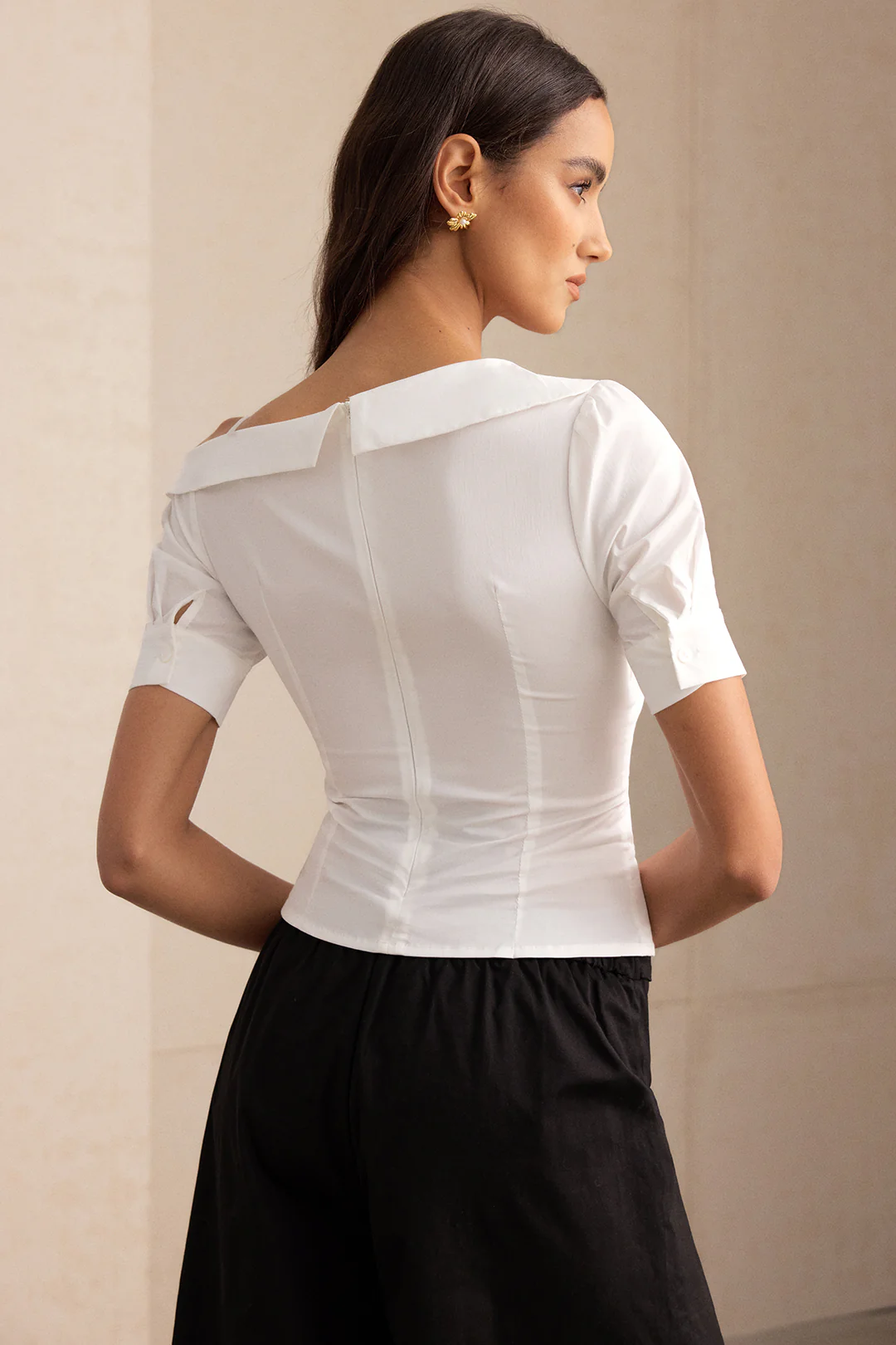 Asymmetric Print Cut Out Asymmetrical Ruched Short-Sleeve Shirt - Image 2